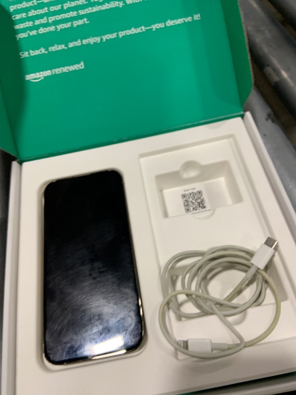 Photo 1 of Apple iPhone 14 Pro, 256GB, Gold - Unlocked (Renewed Premium)