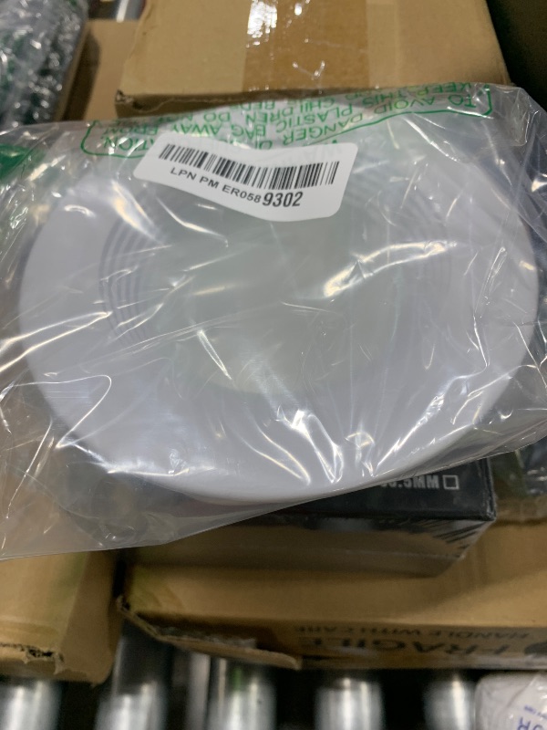 Photo 1 of AH Lighting High Performance LED Light, A4/5CCT Dimmable, Baffle Design, 4" Downlight, 9 Watt, 700 Lumens, 5 Color Temperature Adjusment, Easy to Install, ES Qualified, UL Listed (1)