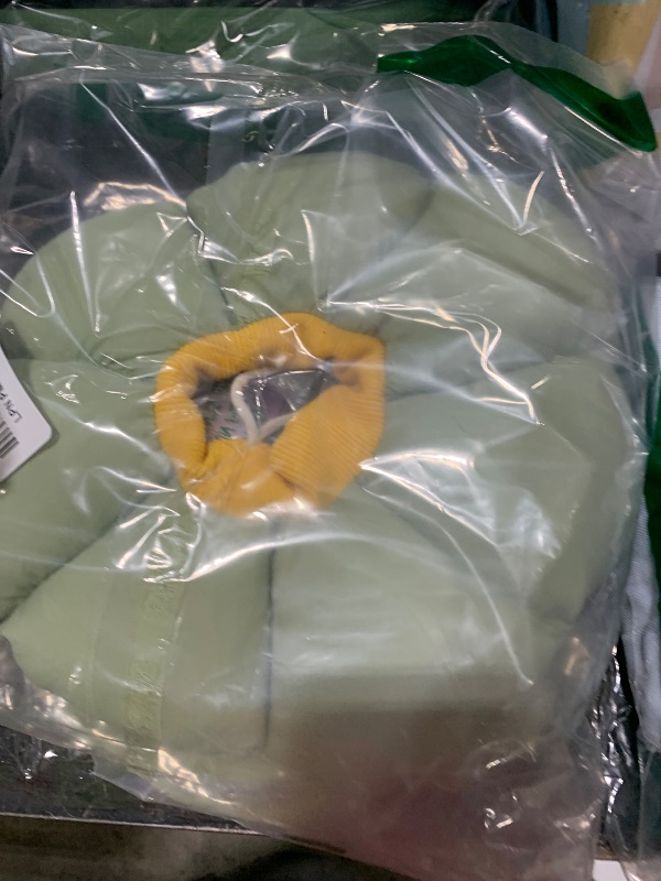 Photo 1 of Cat Cone Collar,Cute Waterproof Cat Recovery Collar,Anti-Bite Lick Wound Healing Safety Elizabethan e Collar for Cats,Green Flower All-Season Style