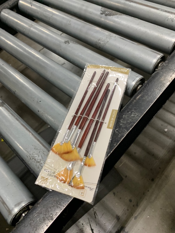 Photo 1 of Oruola 6Pcs Fan Brush for Painting - Soft Nylon Hair, Long Wood Handle for Acrylic, Watercolor, Oil, Gouche Painting (2/4/6/8/10/12) Watercolor Brush