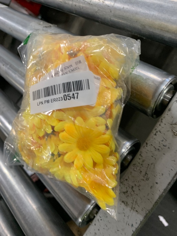 Photo 1 of 100PCS Artificial Gerbera Flower Artificial Daisy Flowers Heads for Party Wedding and DIY Crafts(Yellow)