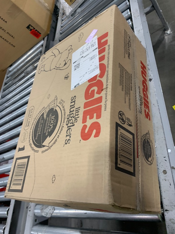 Photo 1 of Huggies Size 1 Diapers, Little Snugglers Diapers, Size 1 (8-14 lbs), 198 Count (6 Packs of 33), Packaging May Vary
