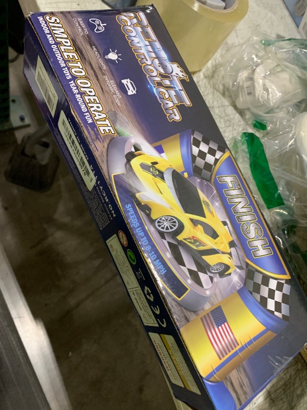 Photo 1 of Growsland Remote Control Car, RC Cars for Kids 1:18 Electric Toy Car Hobby Racing Car Toys with Lights & Controller, Christmas Birthday Gift for 3 4 5 6 7 8 9 Year Old Boys Girls