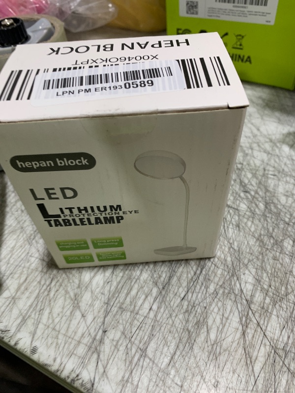Photo 1 of Small Battery Powered Desk Lamp,Wireless Portable Reading & Office Lamp,400LM Rechargeable LED Light,3 Colors (White/Warm White/Warm),360°Gooseneck Hose,Adjustable brightness,20 LED for Bedroom & Desk