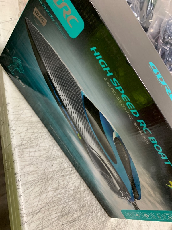 Photo 1 of 4DRC RC Boats - 30+ MPH Fast Remote Control Boat for Pools, 2.4GHz RC Boats for Adults & Kids with 2 Batteries,Summer Toys for Ideal Gifts for Kids Boys Age 8-12 Years Old