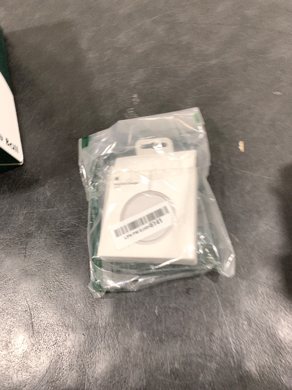 Photo 1 of Apple MagSafe Charger (2 m): Wireless Charger with Fast-Charging Capability