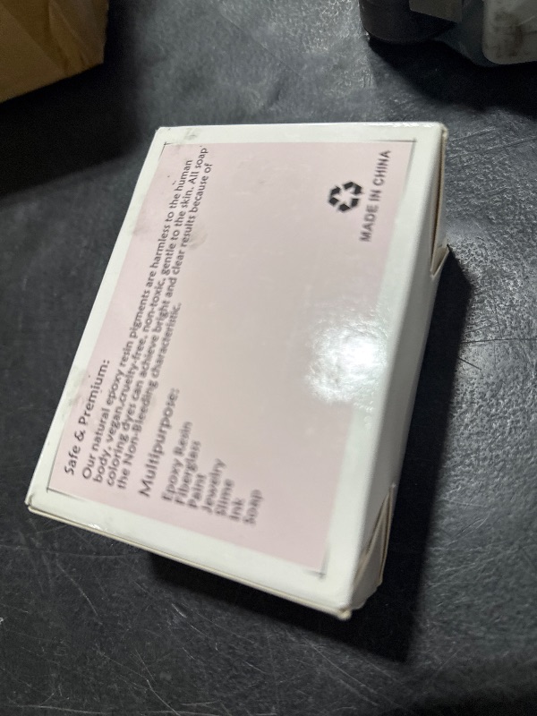 Photo 1 of [60g White + 40g Black] Mica Powder - 100g Mica Powder for Epoxy Resin - Pigment Powder Dye for Resin/Eye Shadow/Soap Making/Nails/Bath Bombs etc.