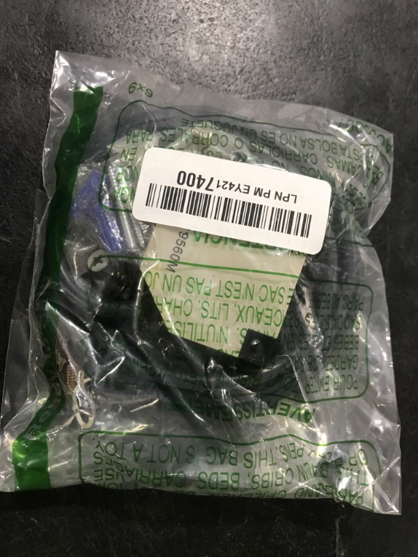 Photo 1 of E3JK-R4M1 Retroreflective Photoelectric Switch Sensor w Reflector 4M AC 24-240V DC 12-24V