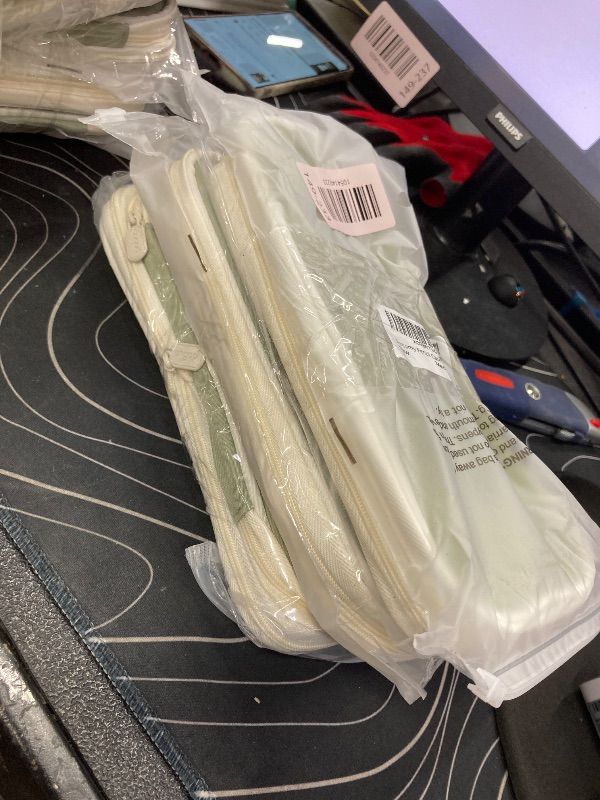 Photo 1 of *****3 piece*****Sonuimy Large Capacity Pencil Case Pouch, Cute Aesthetic Big Capacity Zipper Pencil Cases Pen Portable Office Stationery Makeup Bag, Desk Organizer for College Adults Women Men- Green