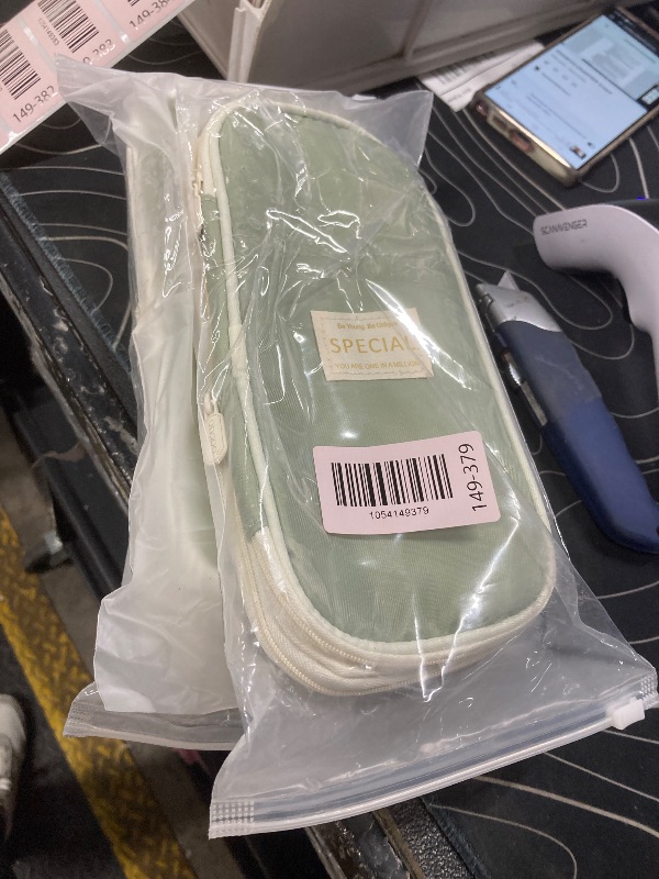 Photo 1 of *****3 piece*****Sonuimy Large Capacity Pencil Case Pouch, Cute Aesthetic Big Capacity Zipper Pencil Cases Pen Portable Office Stationery Makeup Bag, Desk Organizer for College Adults Women Men- Green