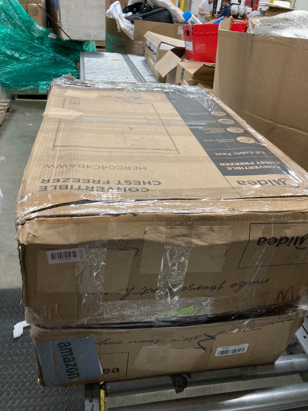 Photo 1 of Midea MERC04C4BAWW Chest Freezer, 3.5 Cubic Feet Freezer With Removable Basket, Interior LED Light, Adjustable Temperature, For Kitchen Apartment Office, White