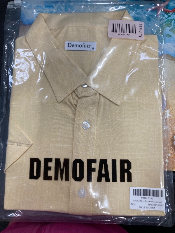 Photo 1 of Demofair Mens Button Down Short Sleeve Stretch Wrinkle-Resistance Shirt Casual Summer Vacation Textured Shirts(Red,Medium)