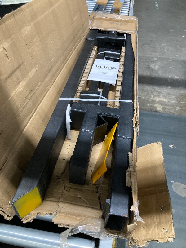 Photo 1 of ***MISSING BOLTS***VEVOR Pallet Forks, 4000 lbs Clamp on Pallet Forks, 60" Total Length Heavy Duty Pallet Forks with Adjustable Stabilizer Bar, Tractor Bucket Forks for Loader Bucket Skid Steer Tractor***MISSING BOLTS***