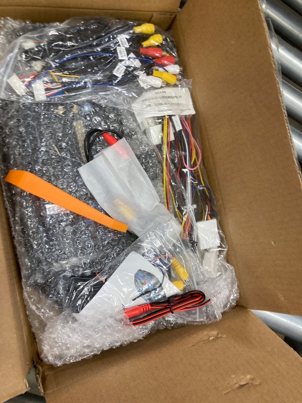 Photo 1 of [Qualcomm 8 Core 4+64G] Android 15 Car Radio for Toyota Avalon 2005-2010 - Wireless Carplay and Android Auto - 9 Inch 1280 * 720 IPS Touchscreen Car Stereo - DSP/GPS/WiFi/SWC + AHD Backup Camera