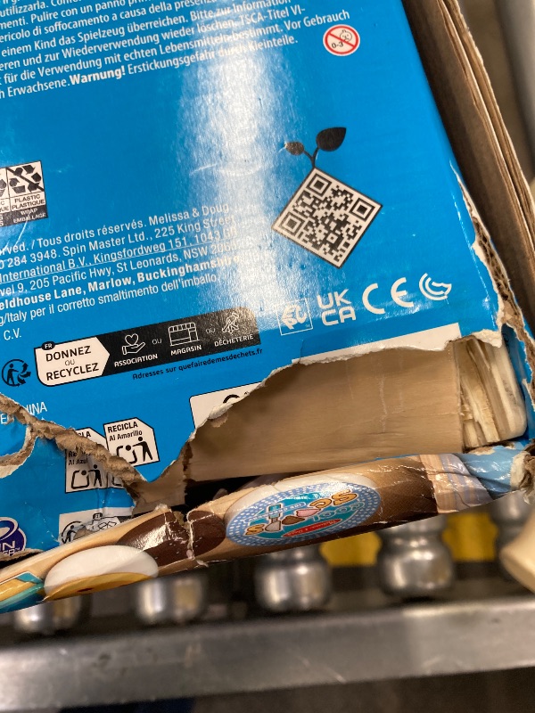 Photo 1 of ***DAMAGED SELLING AS PARTS ONLY*** Melissa & Doug Cool Scoops Ice Creamery, Wooden Ice Cream Shop & Counter with Play Food & Play Kitchen Accessories, Preschool Learning Toys for Girls & Boys 3+ - FSC Certified