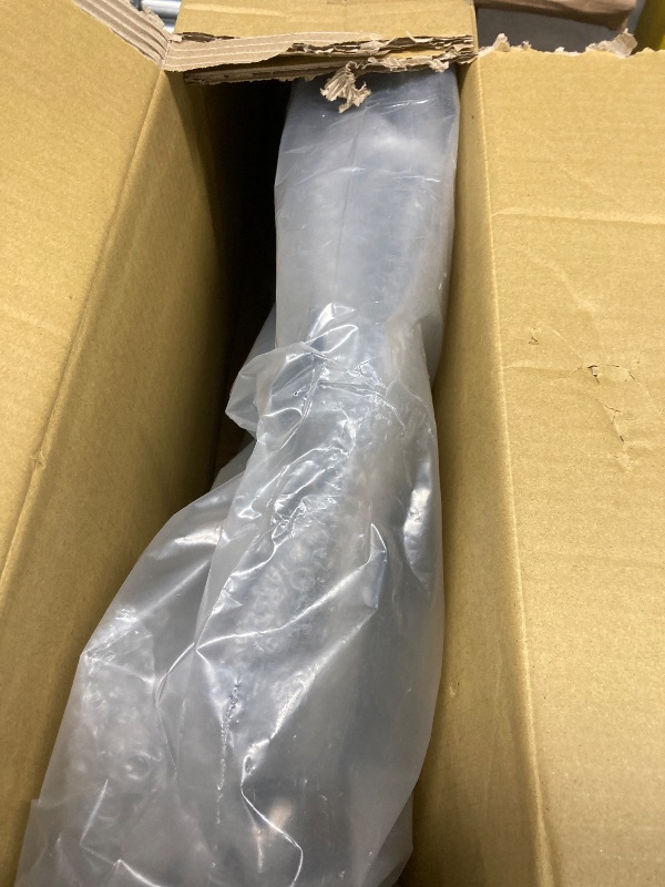 Photo 1 of ***ENDS ON BOTH SIDES BROKEN OFF***TRQ Front Grille Silver Compatible with 2017-2018 Hyundai Elantra HY1200204***ENDS ON BOTH SIDES BROKEN OFF***