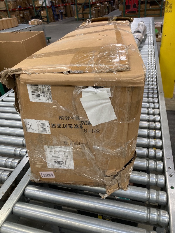 Photo 1 of ***LIGHTS DO NOT WORK***8.5-9FT Flocked Christmas Tree***LIGHTS DO NOT WORK***