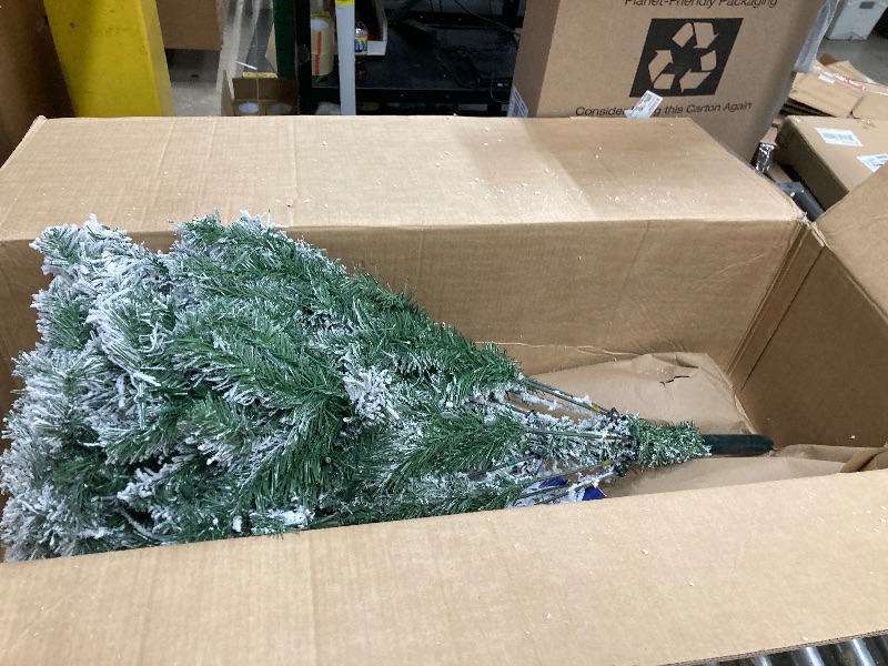 Photo 1 of 
Yaheetech 6ft Snow Flocked Pre-lit Christmas Tree with 250 Warm White Lights, 820 Lush Branch Tips & Quick-Assembly Hinged Design, Full Artificial Xmas Tree for Winter Holiday Décor, Green & White