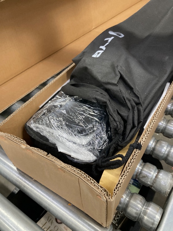 Photo 1 of ***PLEASE REFER TO PICTURES FOR MEASUREMENTS***Tyger Auto T1 Soft Roll-up Truck Bed Tonneau Cover Compatible with 2019-2022 Chevy Colorado / GMC Canyon | Bed | TG-BC1C9052 | Vinyl, Black***PLEASE REFER TO PICTURES FOR MEASUREMENTS***