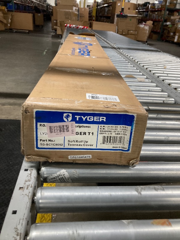 Photo 1 of ***PLEASE REFER TO PICTURES FOR MEASUREMENTS***Tyger Auto T1 Soft Roll-up Truck Bed Tonneau Cover Compatible with 2019-2022 Chevy Colorado / GMC Canyon | Bed | TG-BC1C9052 | Vinyl, Black***PLEASE REFER TO PICTURES FOR MEASUREMENTS***