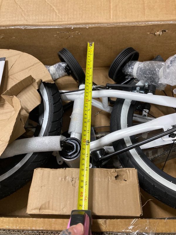 Photo 1 of ***THIS IS A CHILDS BIKE*16" TIRES ***RAZOR Bicycle 16" TIRES Bike FOR KIDS - RAZOR Bike  ***THIS IS A CHILDS BIKE*16" TIRES ***