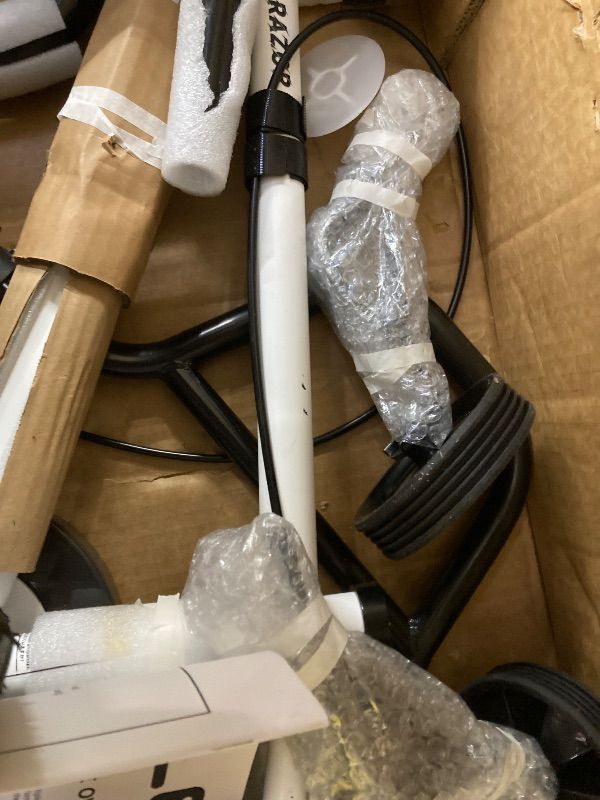 Photo 1 of ***THIS IS A CHILDS BIKE*16" TIRES ***RAZOR Bicycle 16" TIRES Bike FOR KIDS - RAZOR Bike  ***THIS IS A CHILDS BIKE*16" TIRES ***