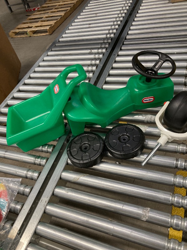 Photo 1 of ***MISSING PARTS -SELLING AS PARTS ONLY***
Little Tikes Tractor & Cart, Foot-to-Floor Ride-On, for Boys and Girls Ages 1-5 Years