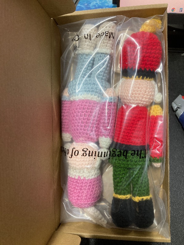 Photo 1 of 2 Pcs Crochet Christmas Nutcracker Characters with Wood Base Christmas Tree Crochet Tabletop Ornaments Xmas Holiday Nutcracker Soldier Figure Table Centerpieces Decoration Knitting Craft Art Supplies