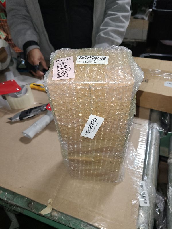 Photo 1 of 20 Pcs Hurricane Tie for Rafters, 13 Gauge (Thick 2.2mm) Hurricane Straps, Rafter Tie Brackets Fit 2x4, 2x6 Truss to Rafter Connector, Heavy Duty Hurricane Clips for Roofing Trusses, Black