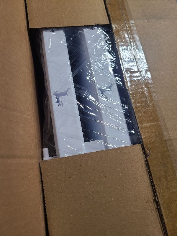 Photo 1 of 18pcs Christmas Tree Gate, 15.7 Inches Tall Christmas Tree Picket Fence for Dogs, Round Toddler Baby Proof White Gate Around Xmas Tree, Thick Plastic Reja para Arbol de Navidad Pet Cat Protector