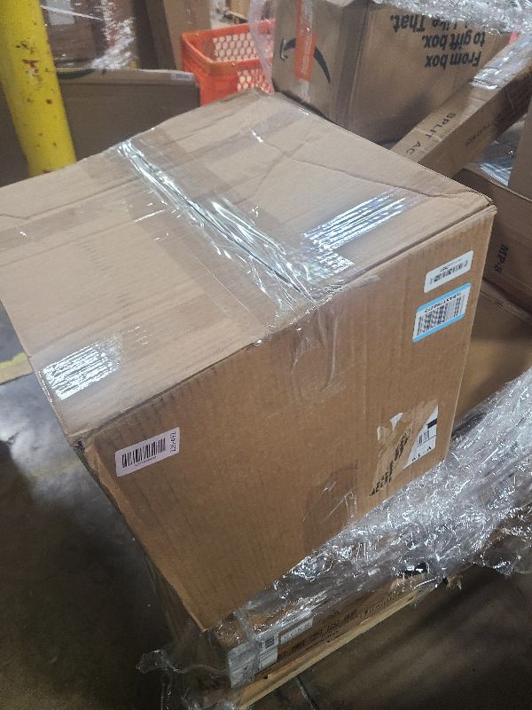 Photo 1 of 10Ft Inflatable Snowflake Arches Decoration, Giant Christmas Event Decors,with Blower Built in 5 LED Lights,Suitable for The Lawn Garden Courtyard Birthday New Year Party Family Gathering (Snowflake)