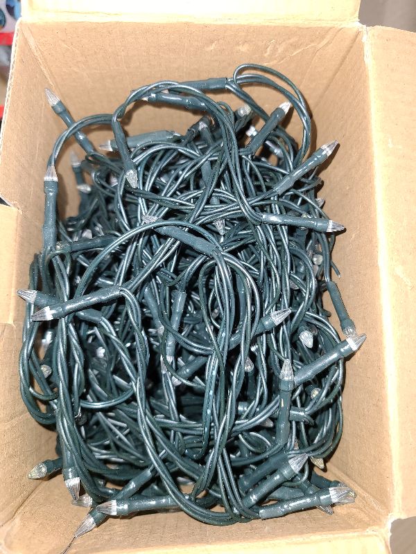 Photo 1 of 1500 LED Christmas Lights Outdoor with 12 Modes, 470FT Green Wire Christmas String Fairy Lights with Timer & Dimmable, Waterproof Twinkle Tree Lights for House Party Wedding Xmas Decor, Cool White