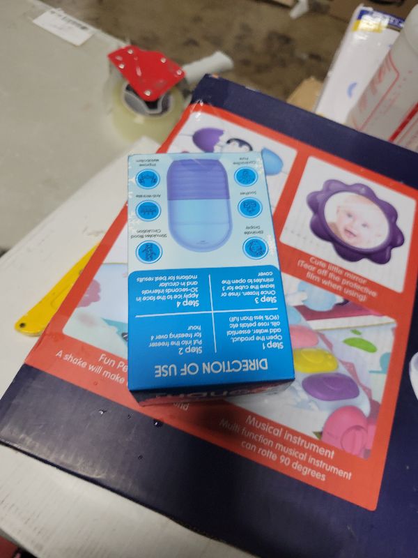 Photo 1 of 1Pcs Ice Roller for Face, Ice Face Roller, Reusable Silicone Ice Mold for Face, Facial Beauty Ice Roller Skin Care Tools for Shrink Pores Anti Wrinkle Reduce Puffiness (Blue)