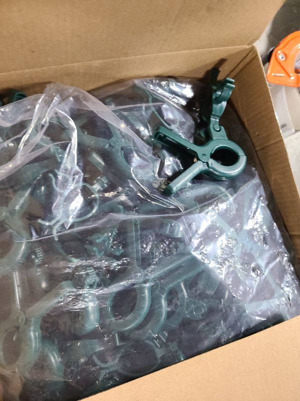 Photo 1 of 100 Pack C7 C9 Christmas Lights Spring Clips, – Quick Spring Clips for E12 E17 Socket, C6 Mini Lights Outdoor Roofline Gutter Fence Hanging Hooks Weatherproof Light Holders for Christmas Decor