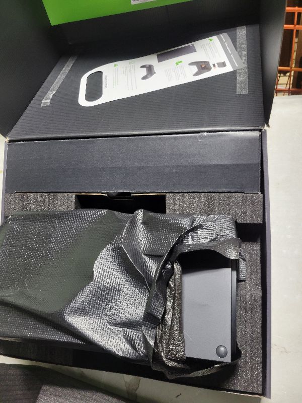 Photo 1 of Xbox Series X - Gaming Console - 1TB SSD - Includes Wireless Controller - 4K Gaming - 120FPS - Carbon Black