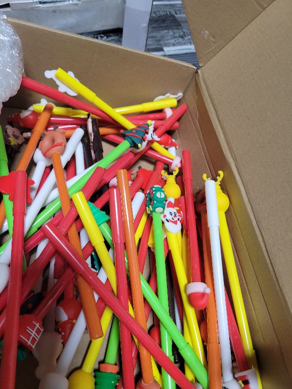 Photo 1 of 120 Pcs Christmas Gel Ink Pen Bulk, 24 Style Novelty Series Rollerball Pens Black Gel Ink Xmas Tree Snowman Reindeer Santa Claus Shape Pen for School Kids Student Christmas Party Supplies