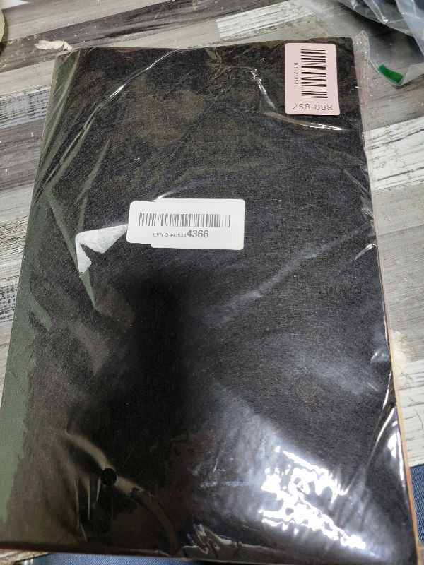 Photo 1 of 4PCS 7 Count Plastic Mesh Canvas Sheets, 10.23 x 13 Inch Plastic Mesh Sheet, Eye Mesh for Embroidery, Acrylic Yarn Crafting, Knit Crochet Projects, Therian Mask and Aquarium Dividers