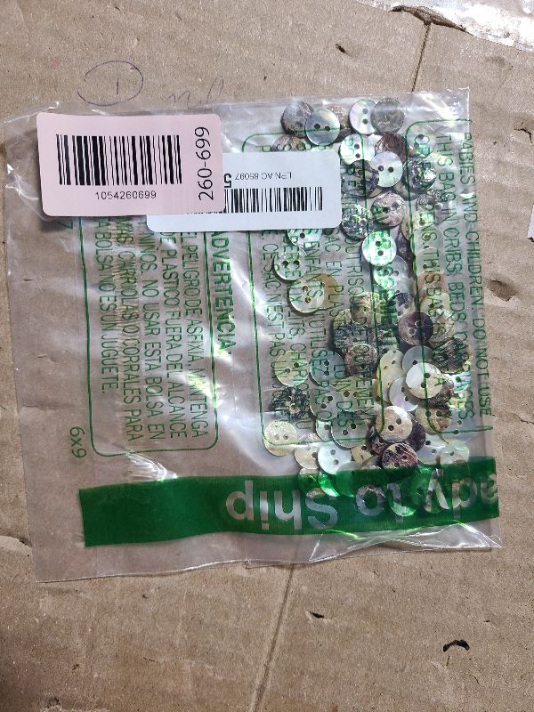 Photo 1 of New Upick 11/13/15/23mm 100pcs Shell Buttons Sewing Craft Buttons 2 Holes (11mm)