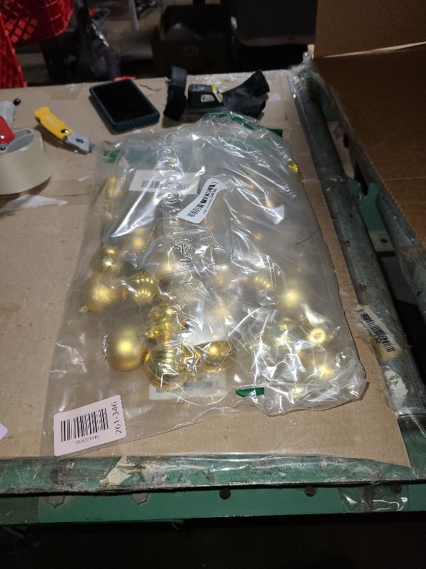 Photo 1 of 1.57" Gold Christmas Ornaments for Christmas Tree 36 Pcs Mini Shatterproof Balls Christmas Tree Decorations Small Xmas Ornaments Balls with Hanging Loop for Wedding Holiday Party Wreath Home Decor