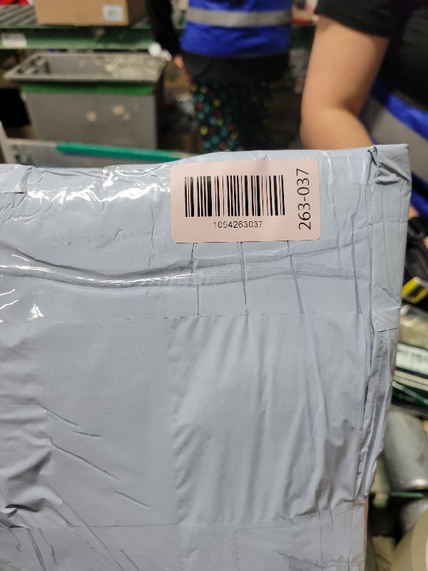 Photo 1 of 1 Pack 3 Blankets Super Soft Fluffy Premium Fleece Pet Blanket Flannel Paw Printed Throw for Dog Puppy Cat (Medium 30x20'', Brown, Pink, White)