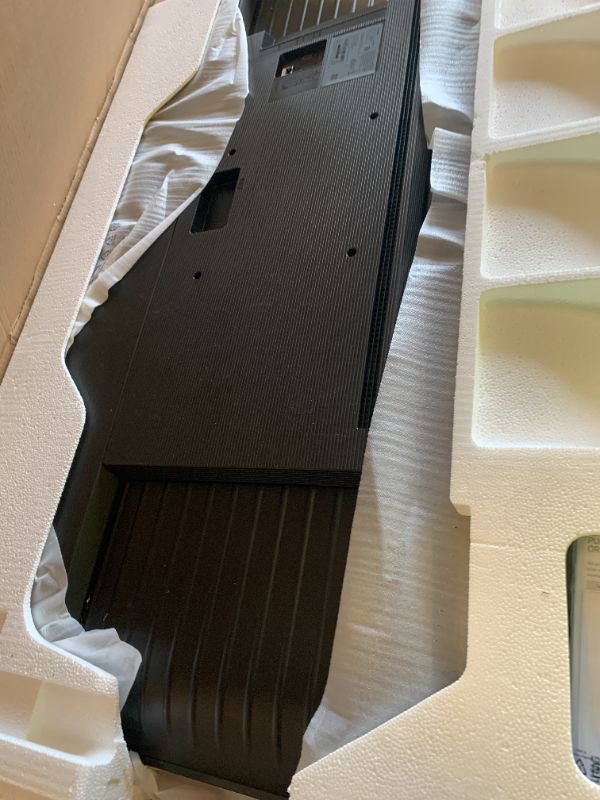 Photo 1 of **SELLING FOR PARTS--BROKEN SCREEN**Samsung 55-Inch Class Crystal UHD U8000F 4K Smart TV (2025 Model) Endless Free Content, Crystal Processor 4K, MetalStream Design, Knox Security, Compatible with Alexa