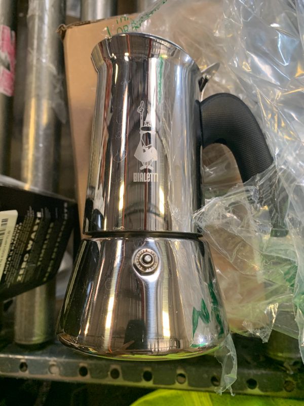 Photo 1 of Bialetti - New Venus Induction, Stovetop Coffee Maker, Suitable for all Types of Hobs, Stainless Steel, 4 Cups (5.7 Oz), Silver