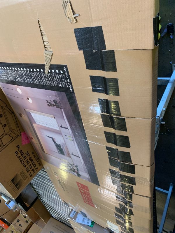 Photo 1 of LOAAO 72”X36” Gold Bathroom Mirror, Rounded Rectangle Gold Frame Mirror, Brushed Gold Bathroom Vanity Mirror Wall-Mounted, Anti-Rust, Tempered Glass, Hangs Horizontally or Vertically
DAMAGED A TAD see picture below