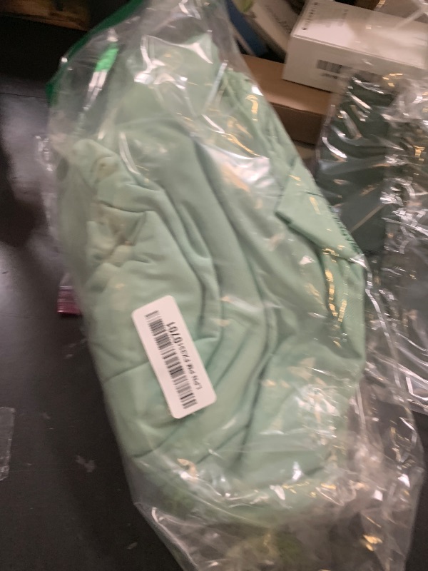 Photo 1 of Moosfor Spandex 8 Foot Rectangle Table Cloth 2 Pack, Elastic Fitted Tablecloths for Picnic, Stretch Washable Patio Table Cover for Outdoor, Camping, Banquet and Parties (Bright Green, 30"x96")