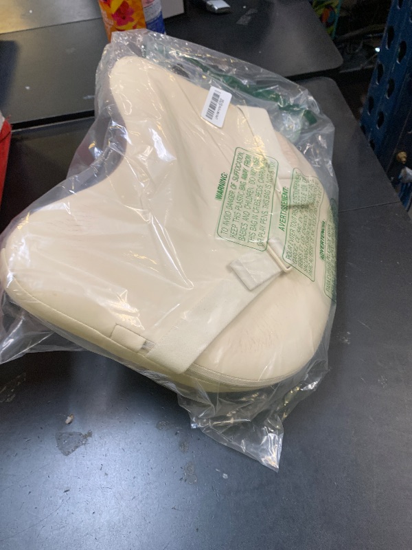 Photo 1 of Hizoo Pillow Type Neck Massager