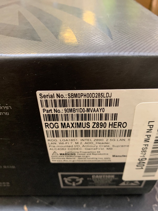 Photo 1 of ASUS ROG Maximus Z890 Hero Intel® Z890 LGA 1851 ATX Motherboard, Advanced AI PC-Ready, 22+2+1+2 Stages, DDR5, WiFi 7, 3X PCIe® 5.0 M.2, Thunderbolt™ 4, USB Type-C®, AI Overclocking/Cooling/Networking