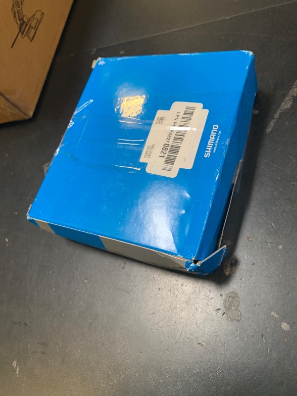 Photo 1 of SHIMANO PD-R550 All-Level Road Cycling Pedal