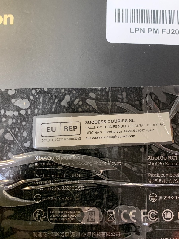 Photo 1 of XbotGo Chameleon AI Auto Sports Action Camera - 4K 60FPS Soccer Camera and Basketball Tracking Camera for Team Sports, Live Streaming, No Subscription, Works with iOS & Android (Lava Graphite)