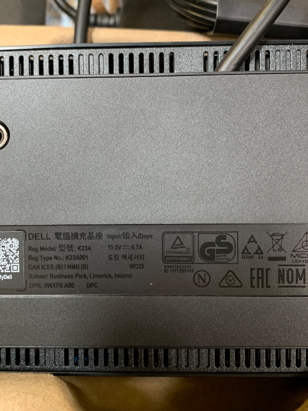 Photo 1 of Dell Pro Dock WD25 - USB Type-C with DP Alt Mode Connector, DisplayPort/HDMI/USB 3.2 Gen2 Connectivity, Up to 100-Watt Power delivery - Black