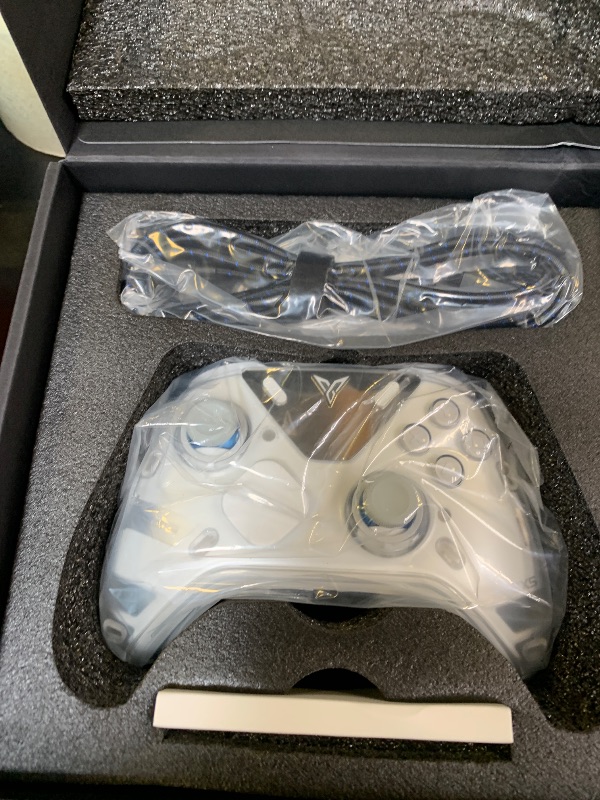 Photo 1 of FLYDIGI Apex 5 PC Controller, Forceflex Joystick 2.0, ForceAdapt Triggers, 3ms Ultra-Low Latency, RGB Light Bar, Full-Color LCD Display,1500mAh Battery PC/NS/Android/TV